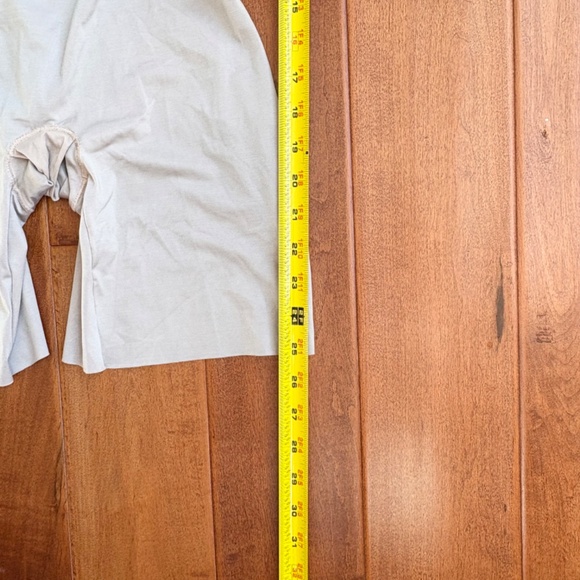 SPANX Suit Your Fancy Plunge Low Back Mid-Thigh Bodysuit Size XL Beige - Picture 16 of 16